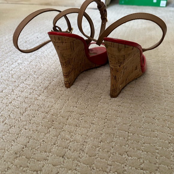 Tory Burch Red and Tan Heels - Picture 3 of 6